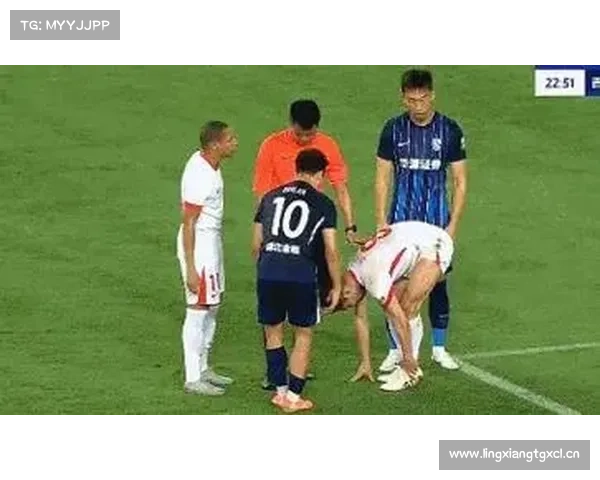 半场-武汉三镇暂2-0青岛海牛 帕拉西奥斯助攻图多列&达兰助攻绍尔 半场-武汉三镇暂2-0青岛海牛 帕拉西奥斯助攻图多列&达兰助攻绍尔